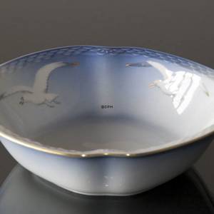 Seagull Service with gold, salad bowl, Bing & Grondahl Royal Copenhagen 25cm | No. 3-313 | Alt. 1303578 | DPH Trading