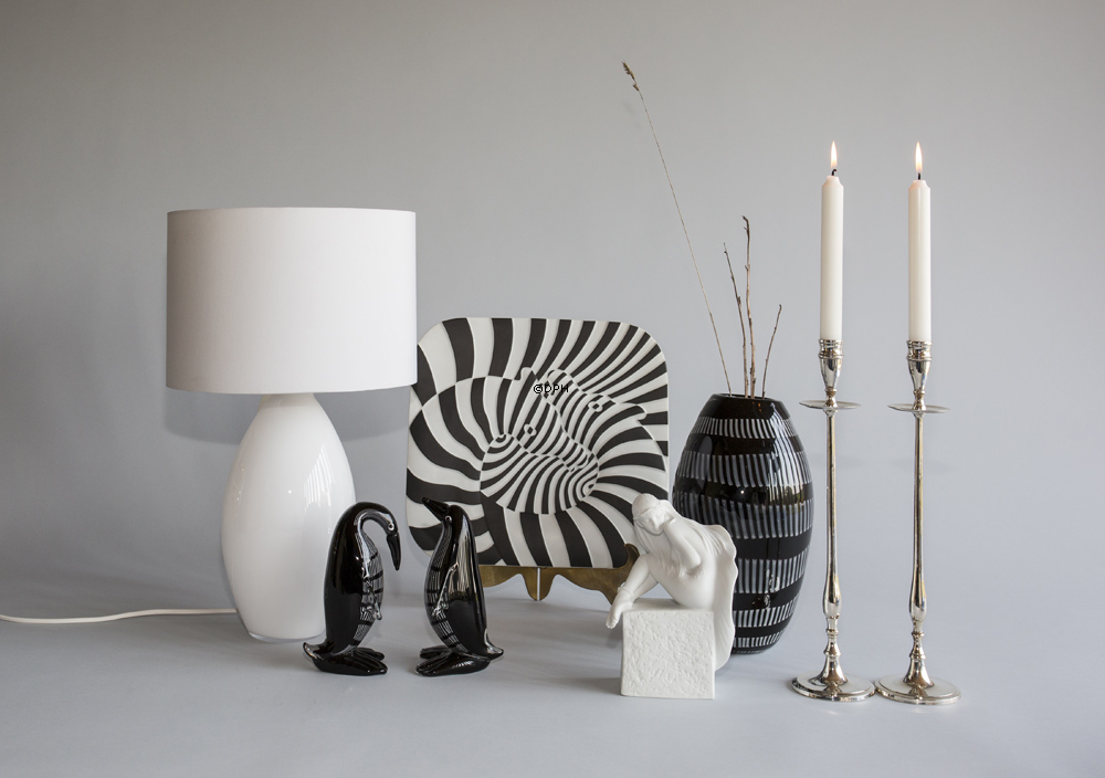 Holmegaard Cocoon (Base) Table lamp, opal white, large - Discontinued