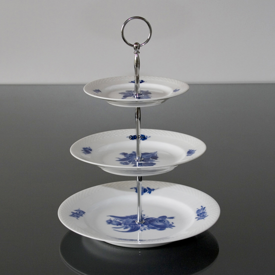 Royal Copenhagen Blue Flower centerpiece