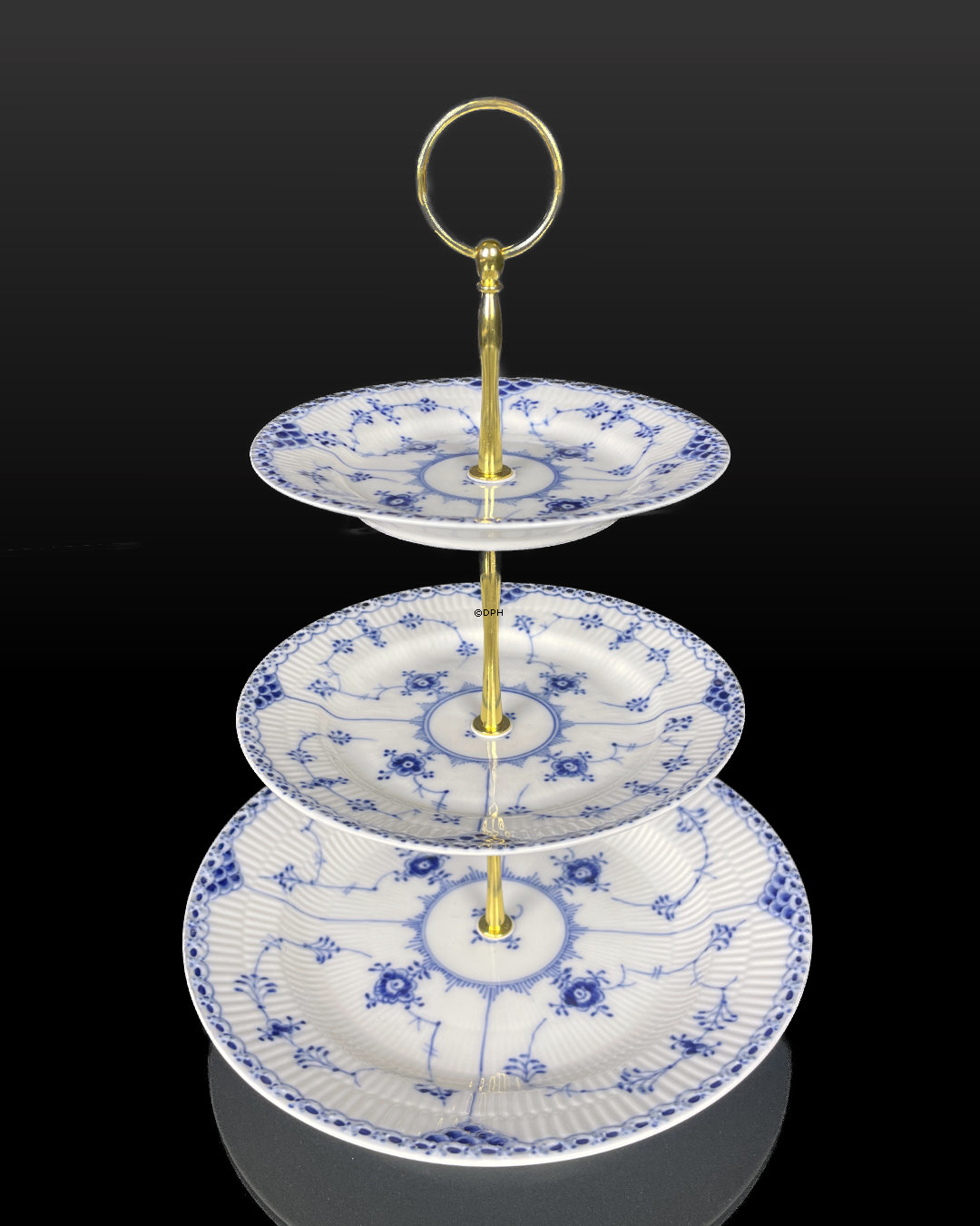 Royal Copenhagen Blue Fluted Half Lace 3-tier stand
