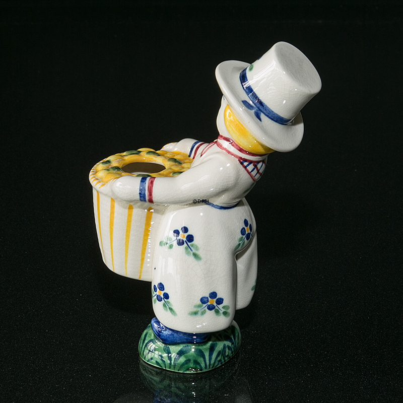 Cousin Amager, 1944, Aluminia Children´s Day figurine no. 2328