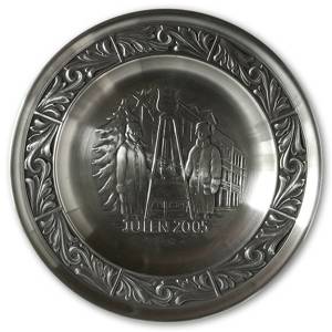 2005 Astri Holthe Norwegian Pewter Christmas plate, Christmas Pot | Year 2005 | No. AHX2005 | DPH Trading