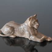 Lioness, Bing & Grondahl figurine