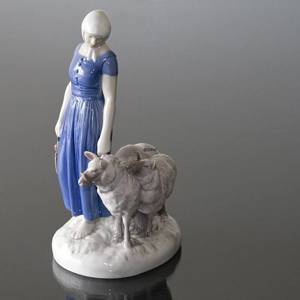 Shepherdess minding her sheep, Bing & Grondahl figurine No. 2010 | No. B2010 | DPH Trading