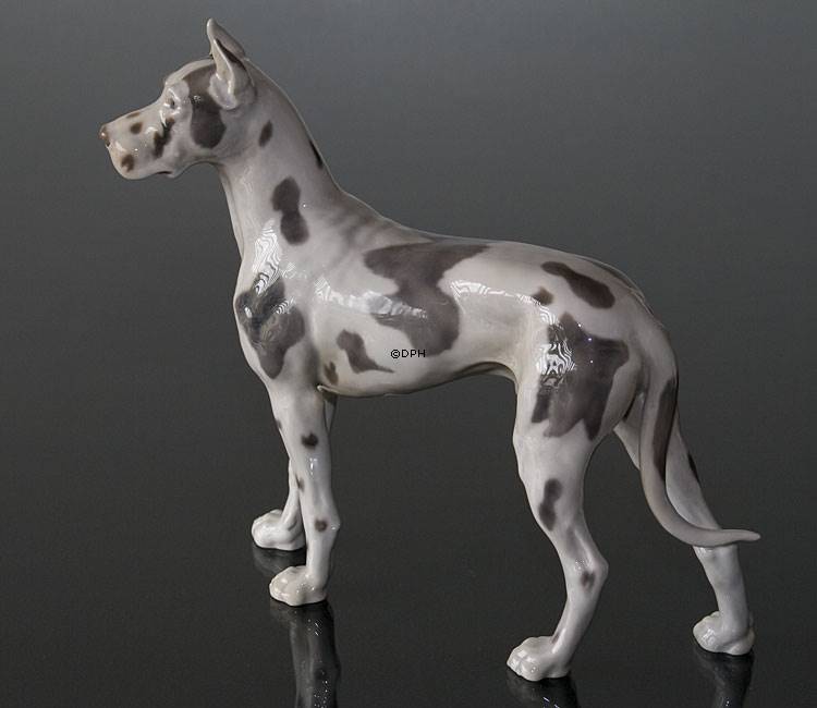 Great Dane, Standing, Bing & Grondahl dog figurine | No. b2124 | DPH ...