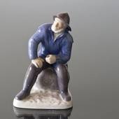 Fisherman sitting with pipe, Bing & Grondahl figurine no. 1021489 / 2370