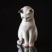 White cat, Bing & Grondahl cat figurine