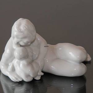 Woman with child, Bing & Grondahl figurine no. 29 | No. B4029 | Alt. B29 | DPH Trading