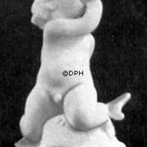 Boy with shell, Bing & Grondahl figurine no. 36 | No. B4036 | Alt. B36 | DPH Trading