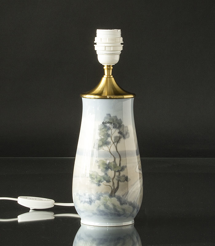 Lamp with scenery, produced by Bing & Grondahl Vase No. 8409-209