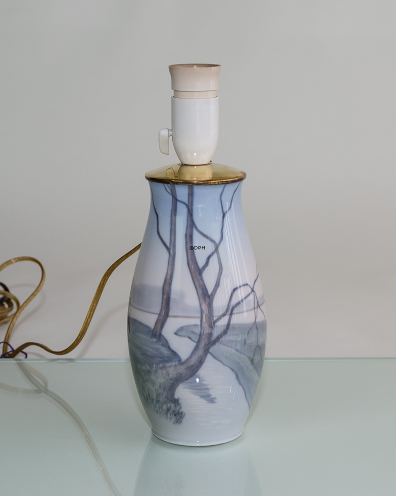 Table lamp w/landscape, Bing & Grondahl no. 8973-249