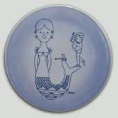 Plate with mermaid and photographer, Bing & Grondahl