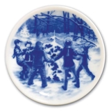 Bing & Grondahl Christmas plaquette 2007, Dacing round the Christmas Tree in the Wood