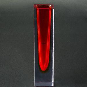 Orrefors square glass vase, red | No. DG3391 | DPH Trading
