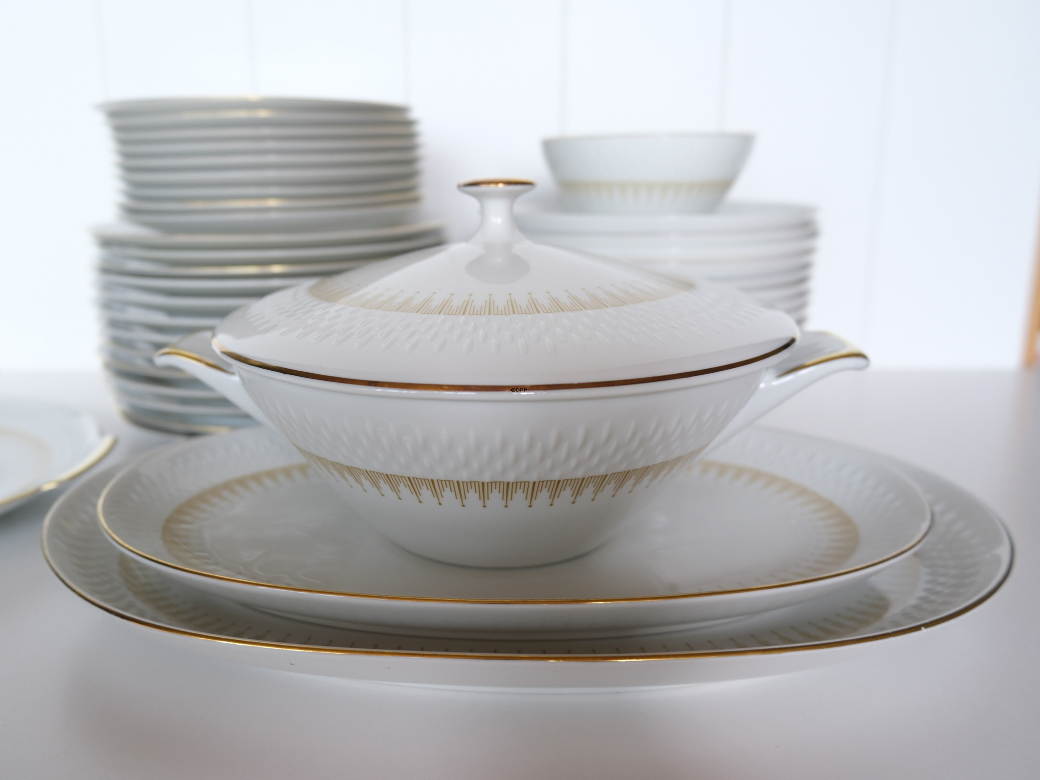 Bavaria Marcelisborg porcelain dinner service (40 pieces in total)