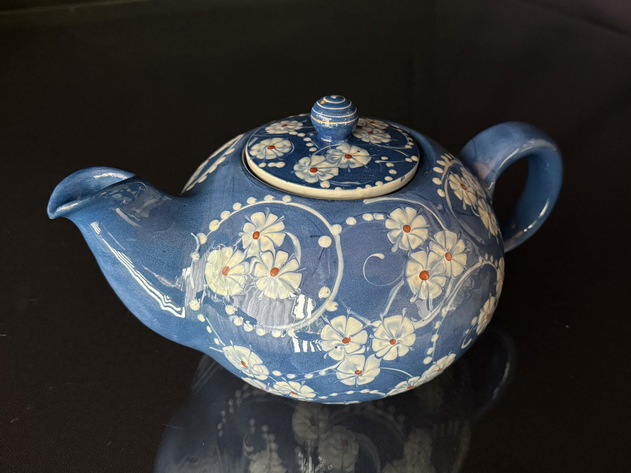 Kähler Ceramic Marguerite teapot, navy blue glaze with white flowers
