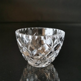 Crystal glass small bowl wiith engravings