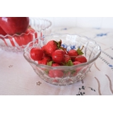 Glass bowl with engravings
