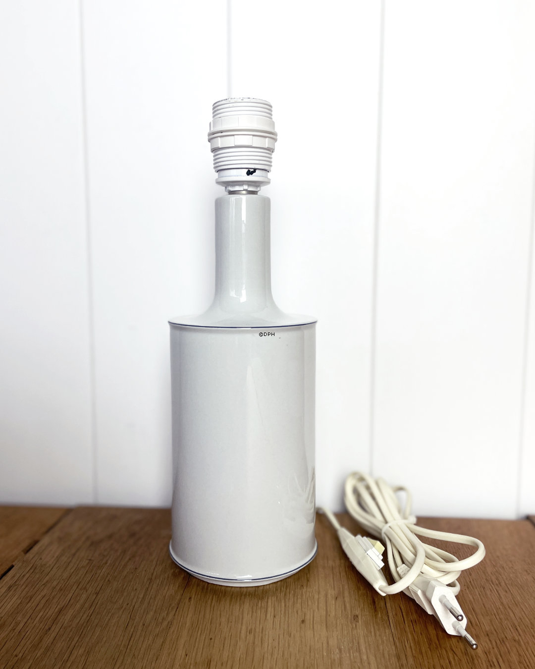 Royal Copenhagen Blue Line Lamp, Medium Size