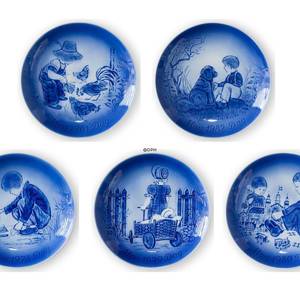 1978-1982 Old Copenhagen Blue Plates 5 pcs, Desiree Mothers Day plates. Designed by Mads Stage | No. DM1978-82 | DPH Trading
