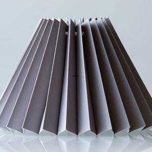 Pleated lamp shade of grey chintz fabric, sidelength 18cm | No. G181127V5600 | DPH Trading