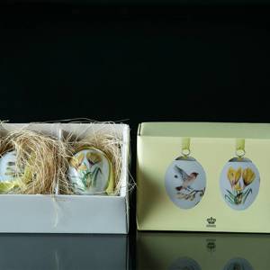 Easter egg with crocus and bohemian waxwing, set of two, Royal Copenhagen Easter Egg 2017 | Year 2017 | No. R1021098 | Alt. 1249978 | DPH Trading
