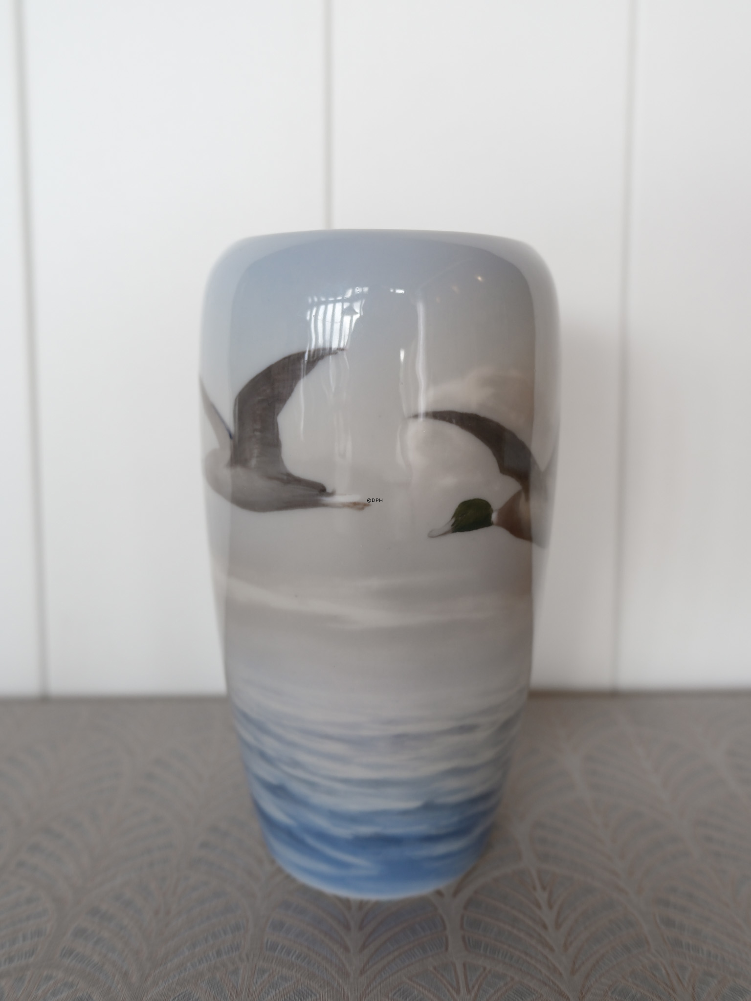 Vase with Flying Duck above the waves, Royal Copenhagen No. 1087-237
