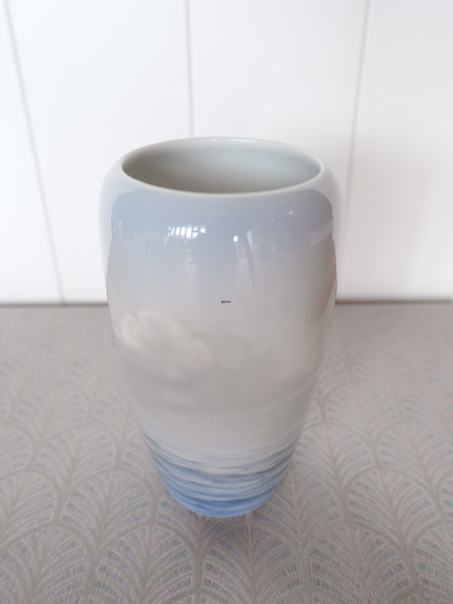 Vase with Flying Duck above the waves, Royal Copenhagen No. 1087-237