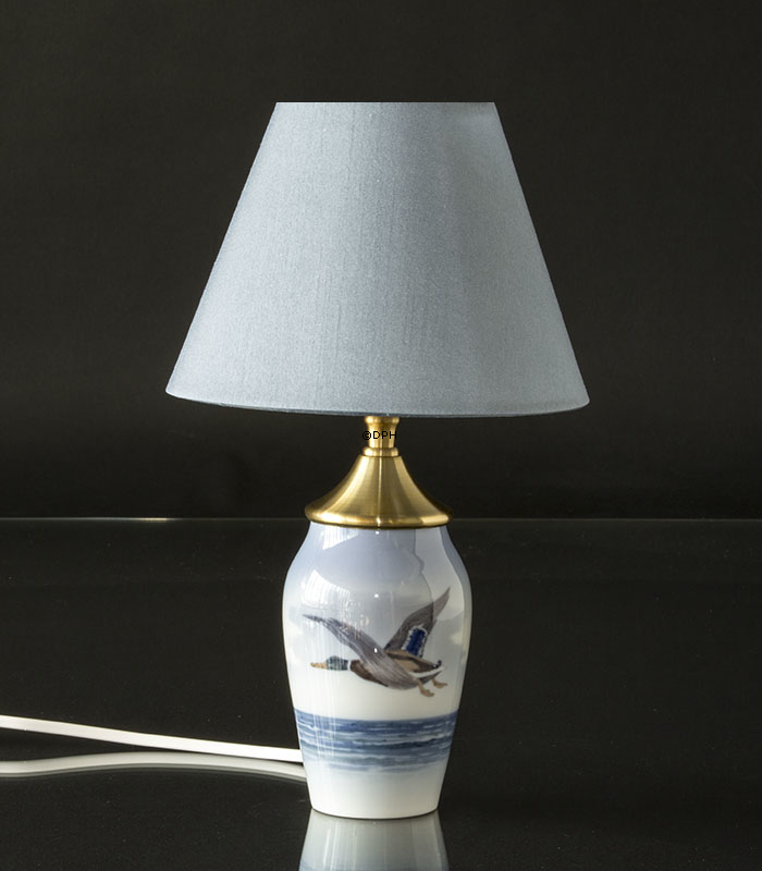 Round lampshade height 13 cm, light blue silk fabric