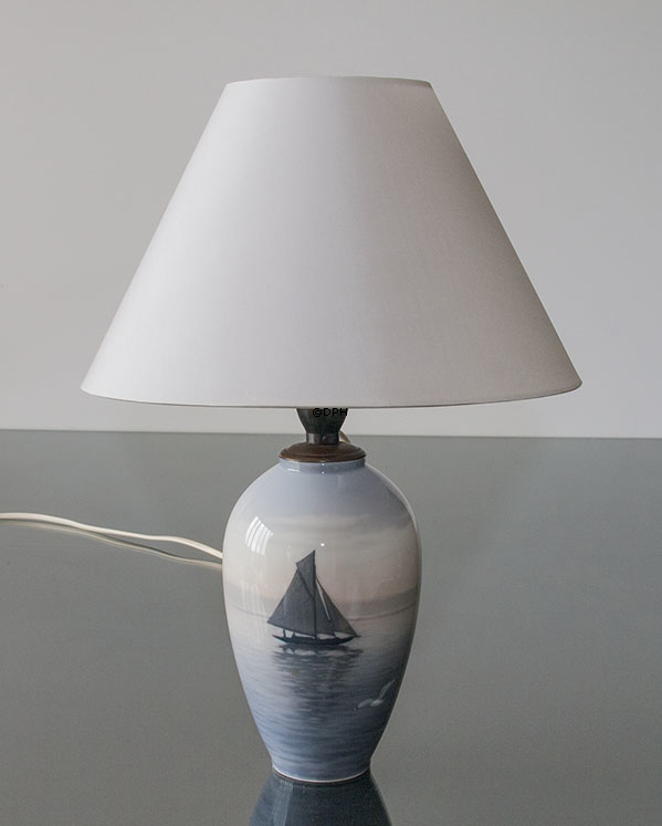 Lamp with marine motif, Royal Copenhagen (1889-1922) No. 1100-47D