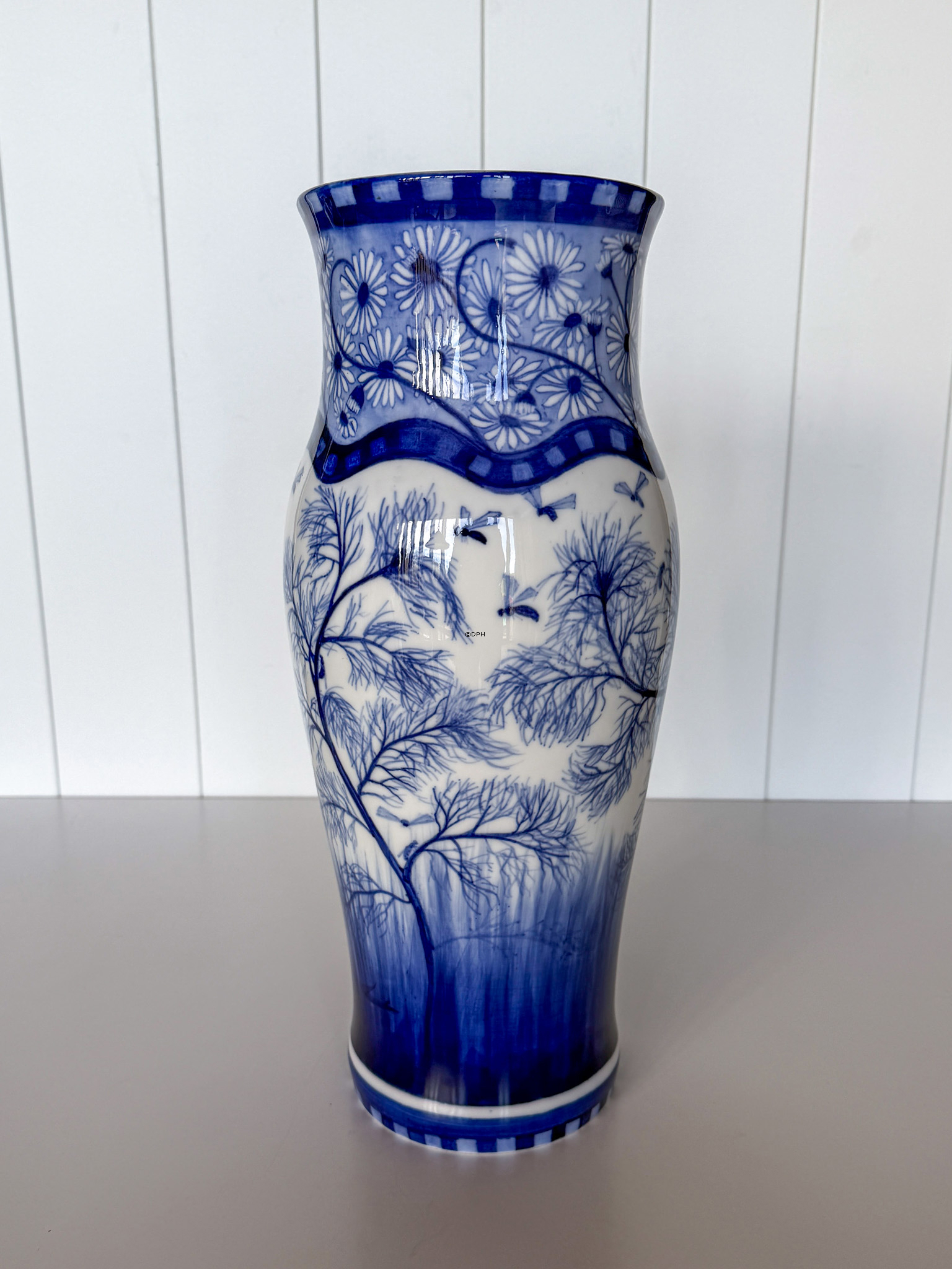 Unique Royal Copenhagen vase with flowers and bees, painted by Hans Henrik Schou circa 1910