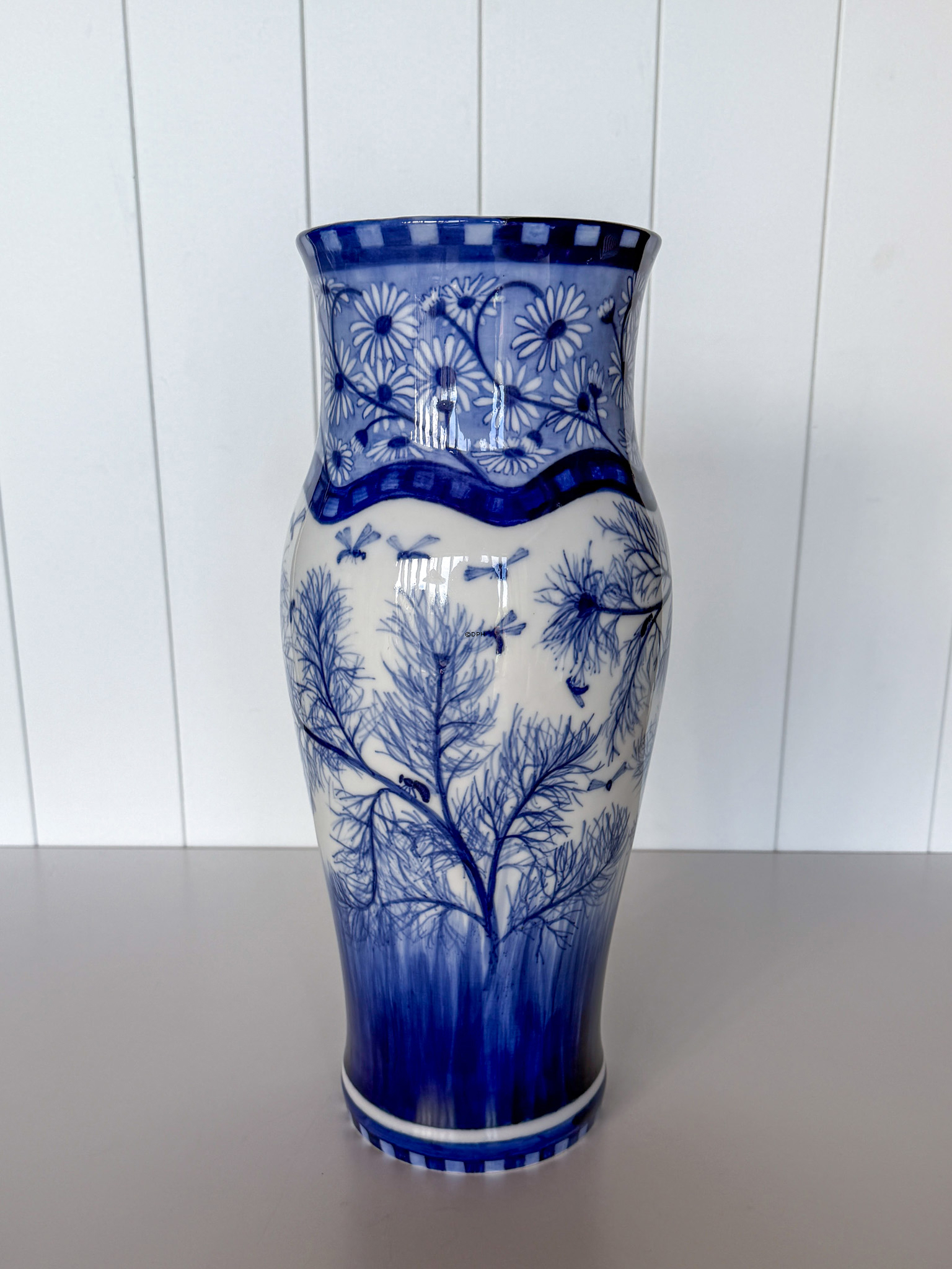 Unique Royal Copenhagen vase with flowers and bees, painted by Hans Henrik Schou circa 1910