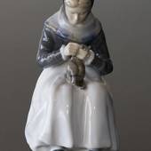 Amager Girl, sowing in regional costume, Royal Copenhagen figurine no. 1021...