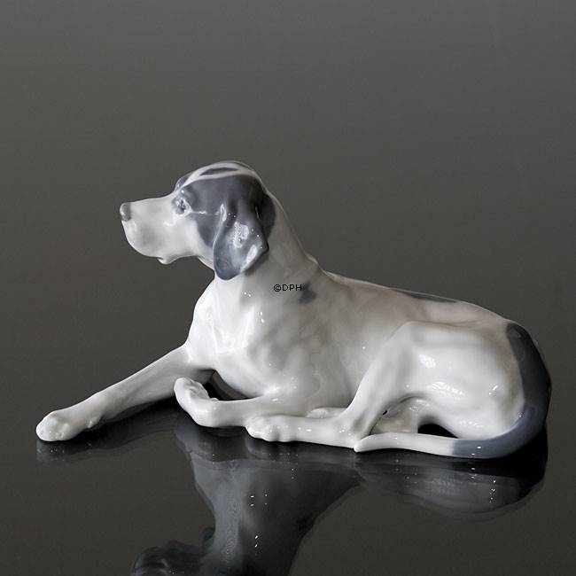 Pointer lying down relaxed, Royal Copenhagen dog figurine No. 1453-1635 ...