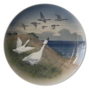 LARGE Plate with Geese, Royal Copenhagen No. 1508-1125 | No. R1508-1125 | DPH Trading
