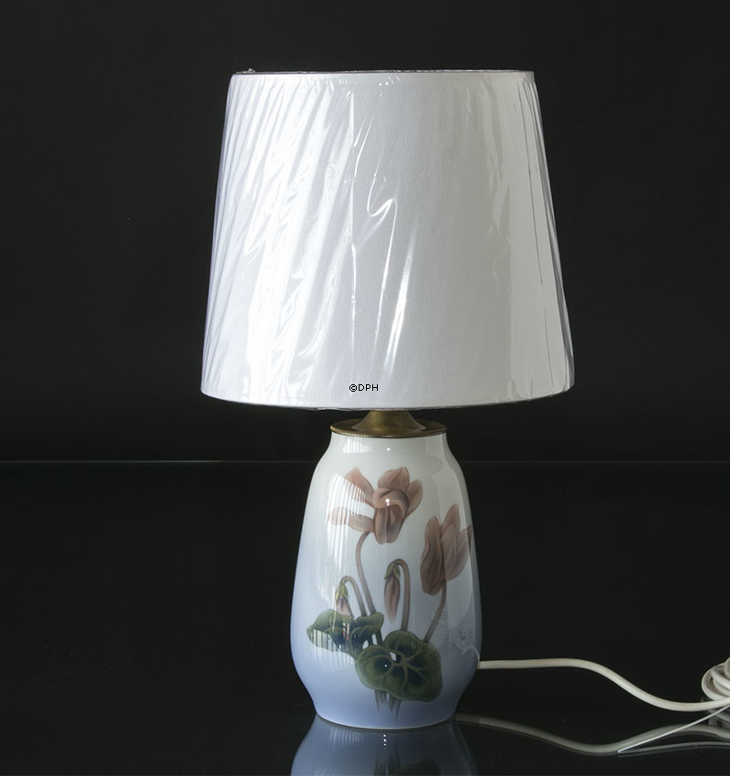 Lamp with red flowers, Royal Copenhagen No. 254-1224