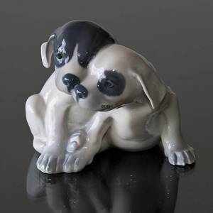 Smooth-haired terrier, Royal Copenhagen dog figurine | No. R260 | Alt. R260-1452 | DPH Trading