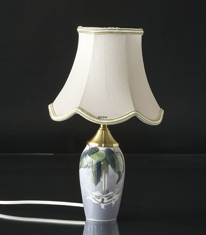 Lamp with Flower hanging down, Royal Copenhagen No. 2687-88-A