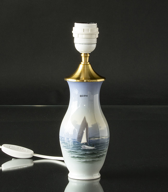 Lamp with scenery of sailing boat on the waves, Royal Copenhagen No. 2765-2289