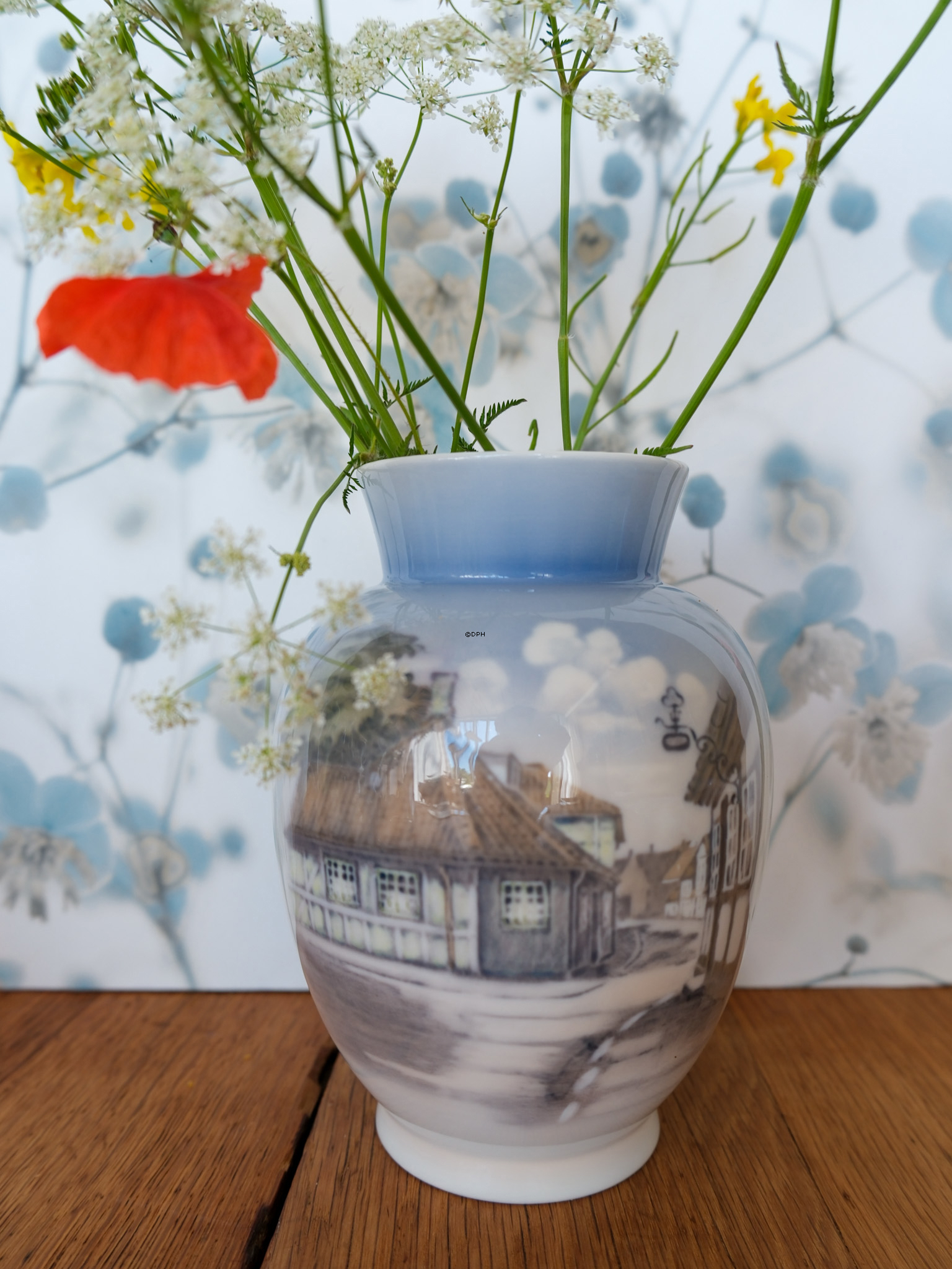 Vase with Hans Christian Andersen's house, Royal Copenhagen No. 4764