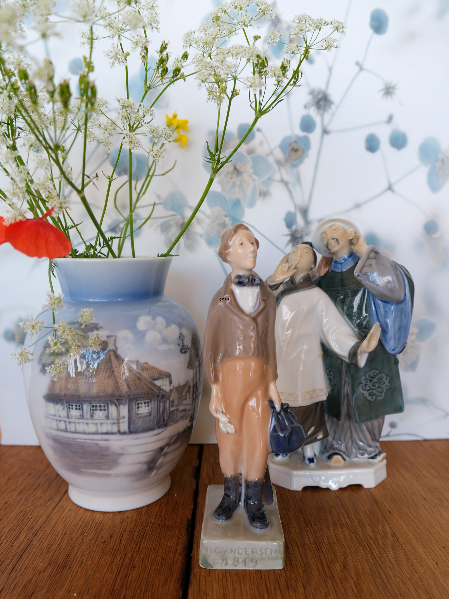 Vase with Hans Christian Andersen's house, Royal Copenhagen No. 4764