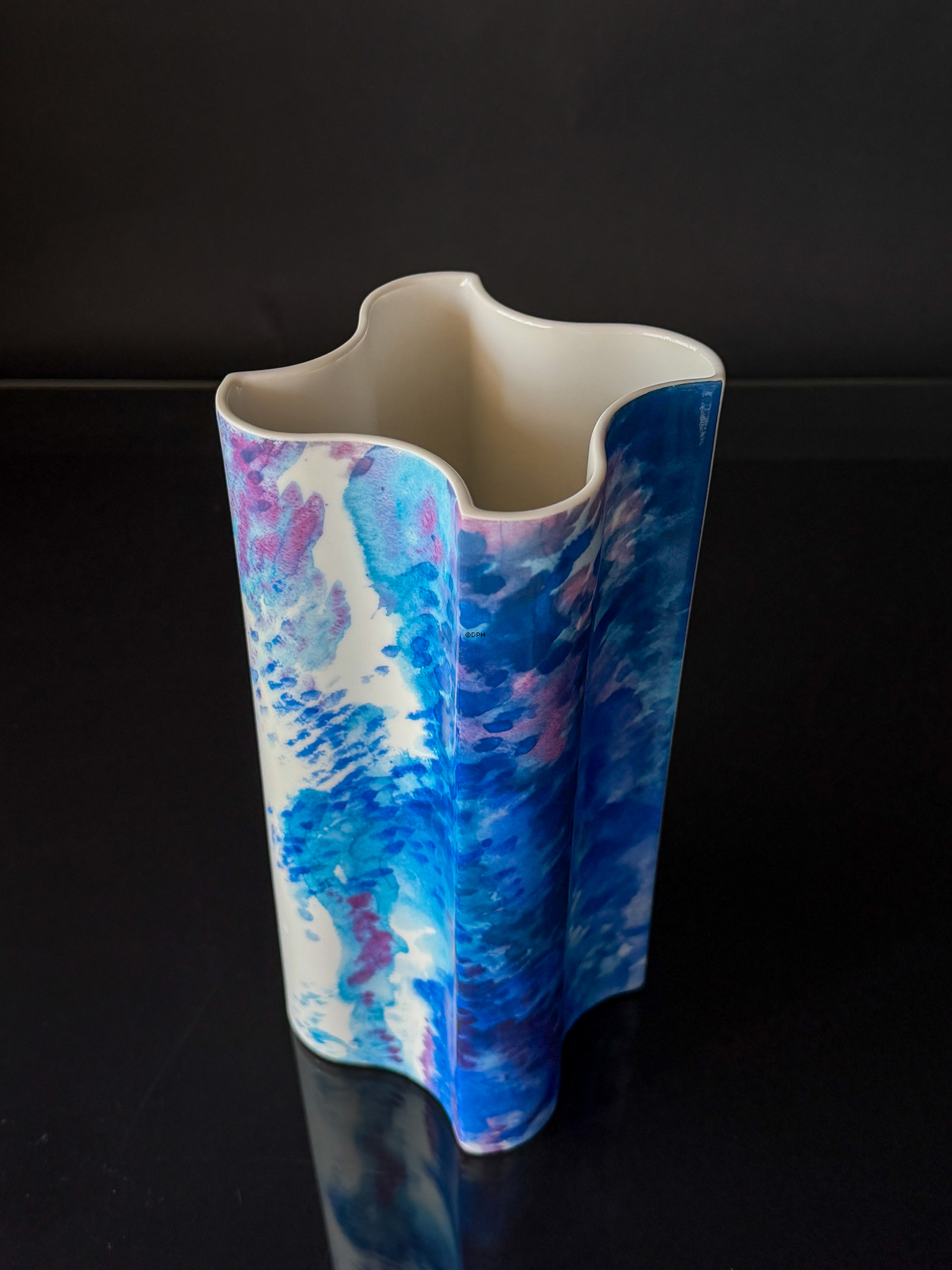 Royal Copenhagen vase, Ocean no. 513-213-5837 Modern, Grethe Meyer Design