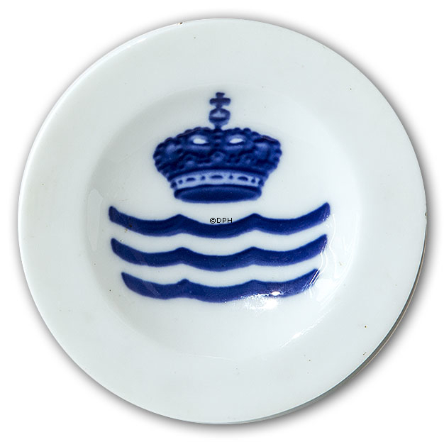 Royal Copenhagen Memorial Plate with Crown and three Waves