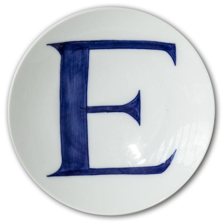 Royal Copenhagen plate with "E" Extremely rare !!! - Age unknown