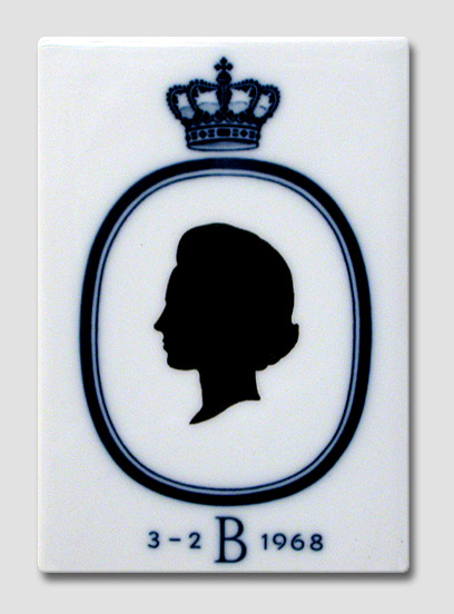 Royal Copenhagen Tile with the Silhouette of Benedicte