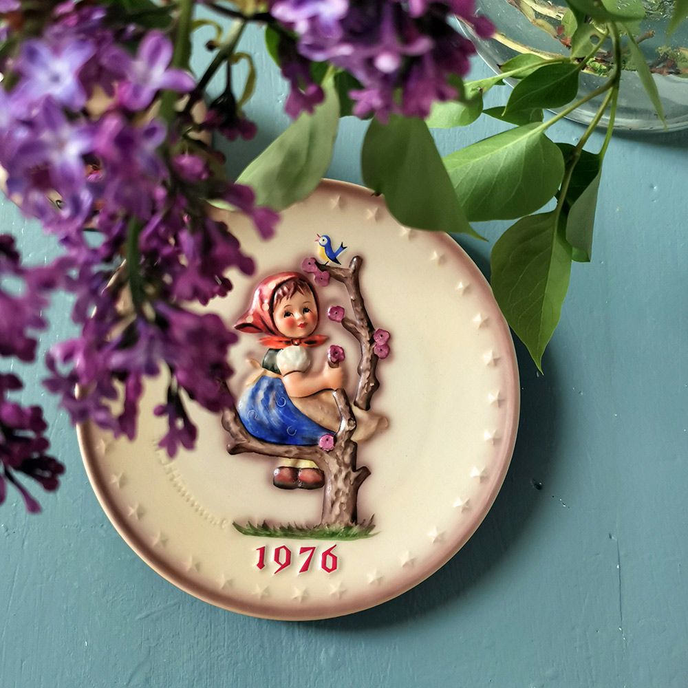 Annual plate, Hummel 1976