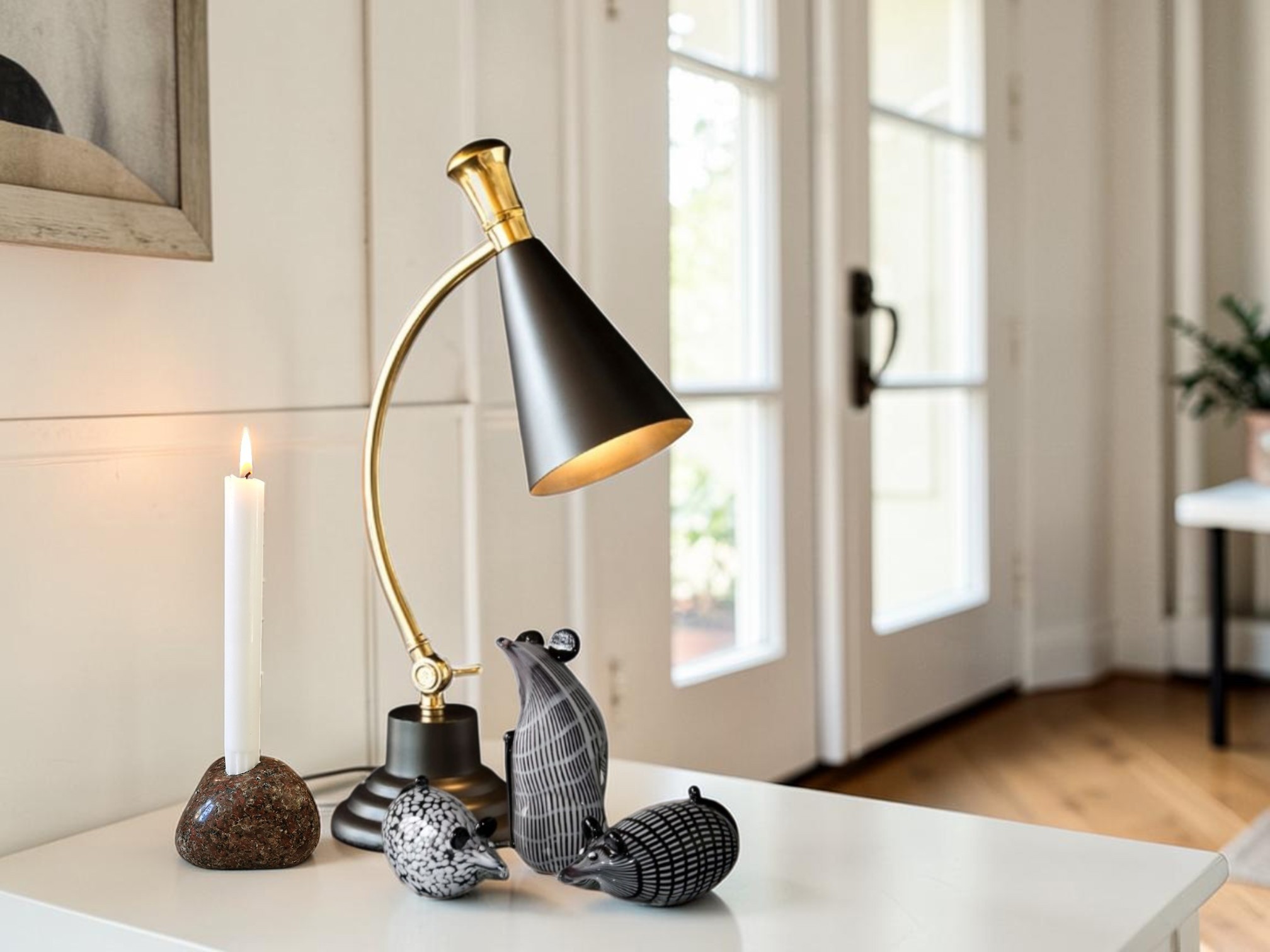 Classic reading desk lamp in brass finish and black, suitable for living room, office, or reading corner.