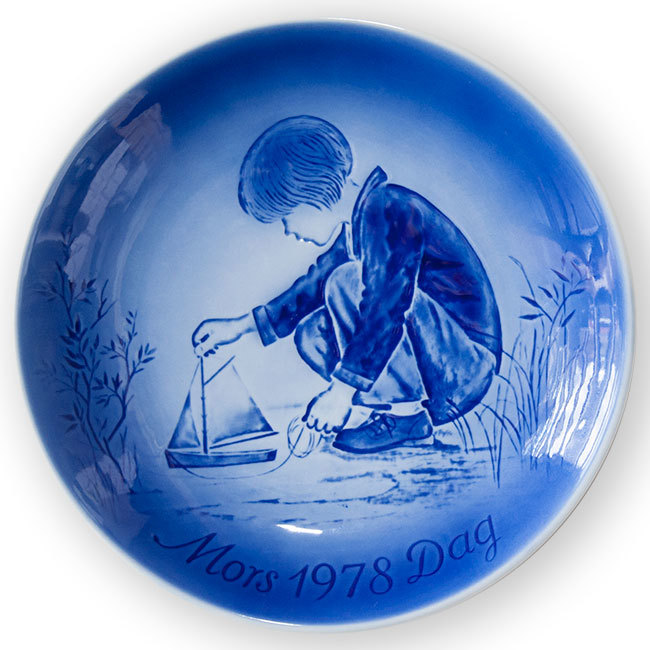 Desiree Mother's Day plate 1978 Dreams
