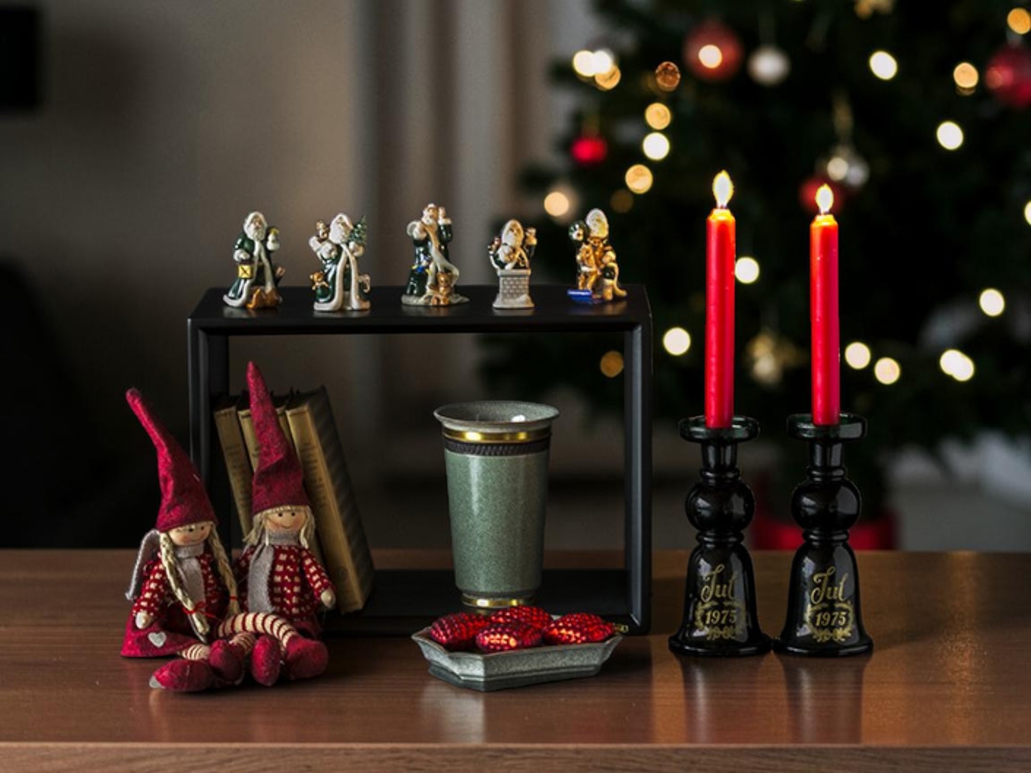 Royal Copenhagen Green Annual Santa as Christmas decoration in living room