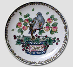 Hutschenreuther wall plates with flowers and birds